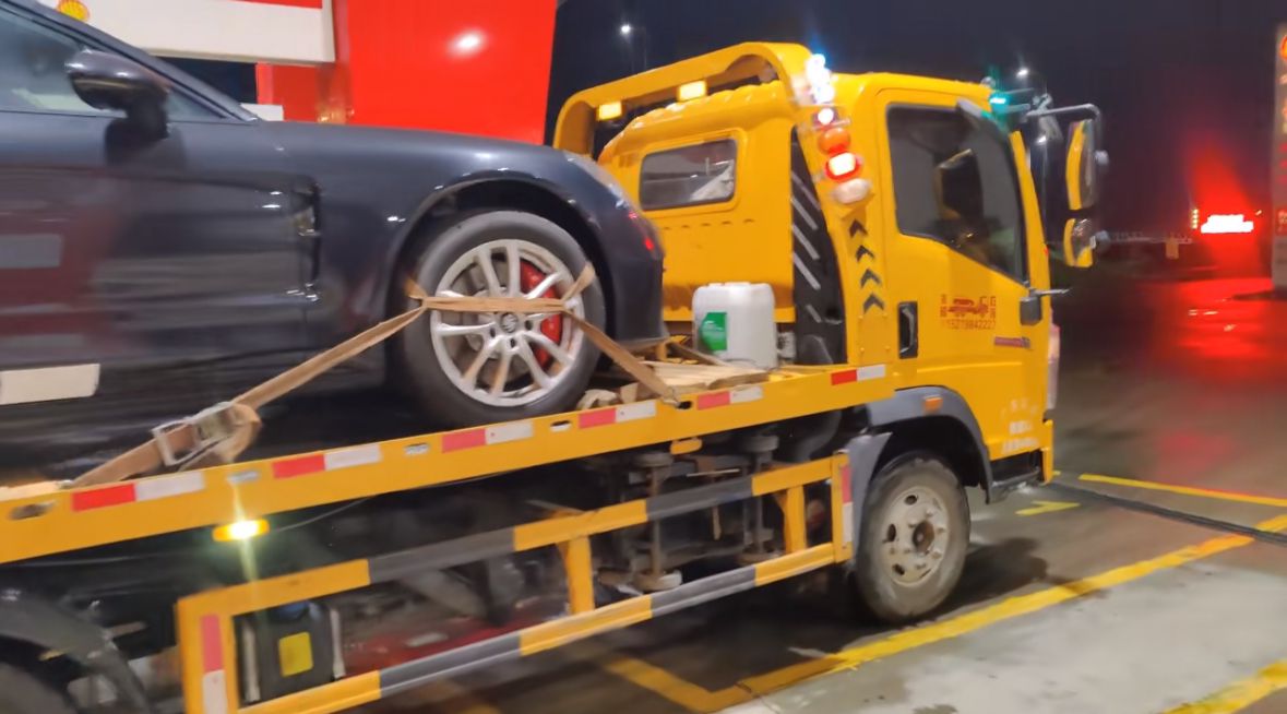 怀柔行车途中遇到突发状况该如何呼叫道路救援？